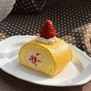 【Spring Strawberry Roll】Squishy Stress Relief Toy