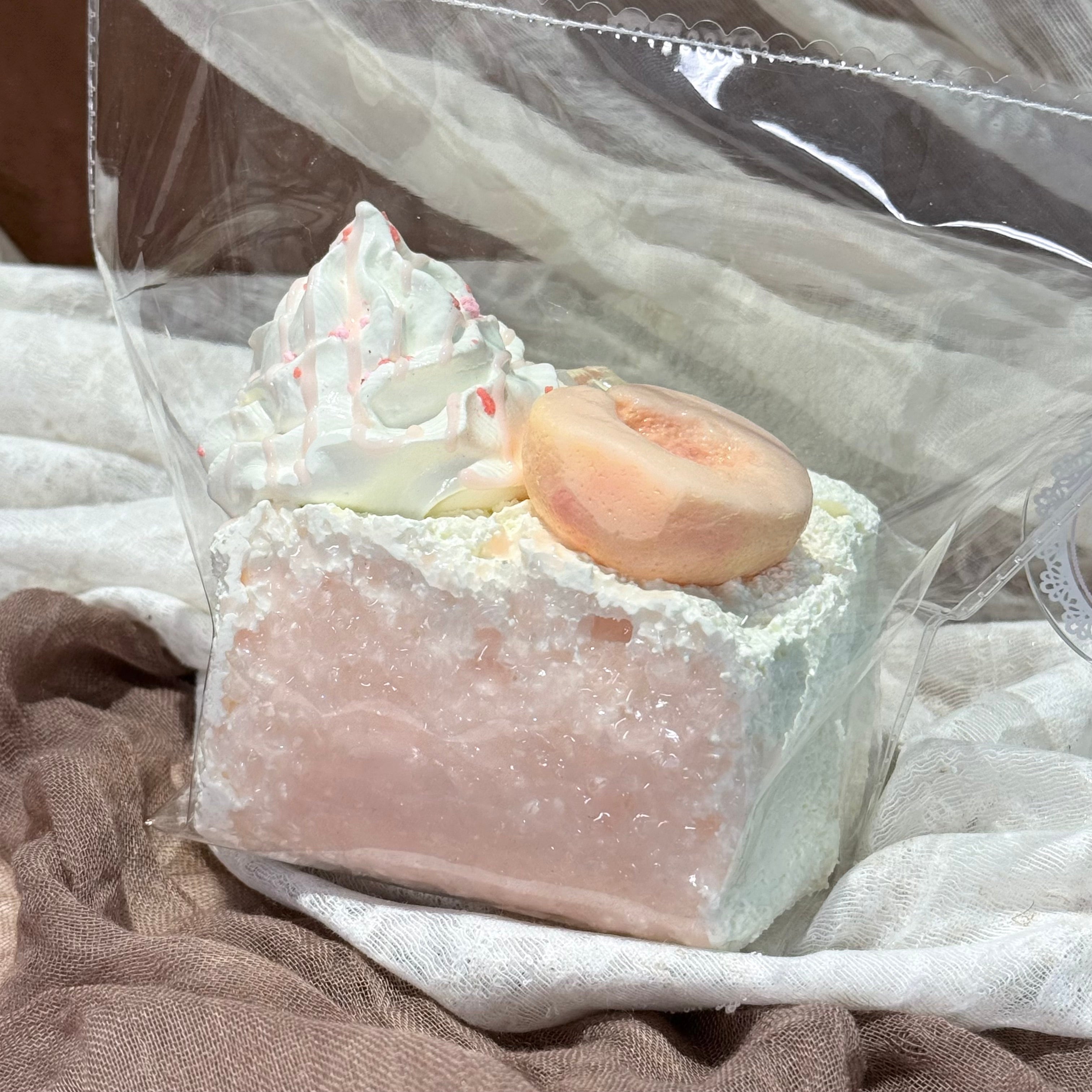 【Peach Cream Toast】Squishy stress relief toy