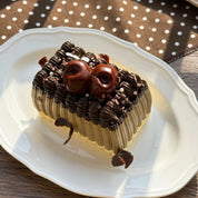 [Cherry and Chocolate Cake (Black Forest Style)] Squishy Stress Relief Toy