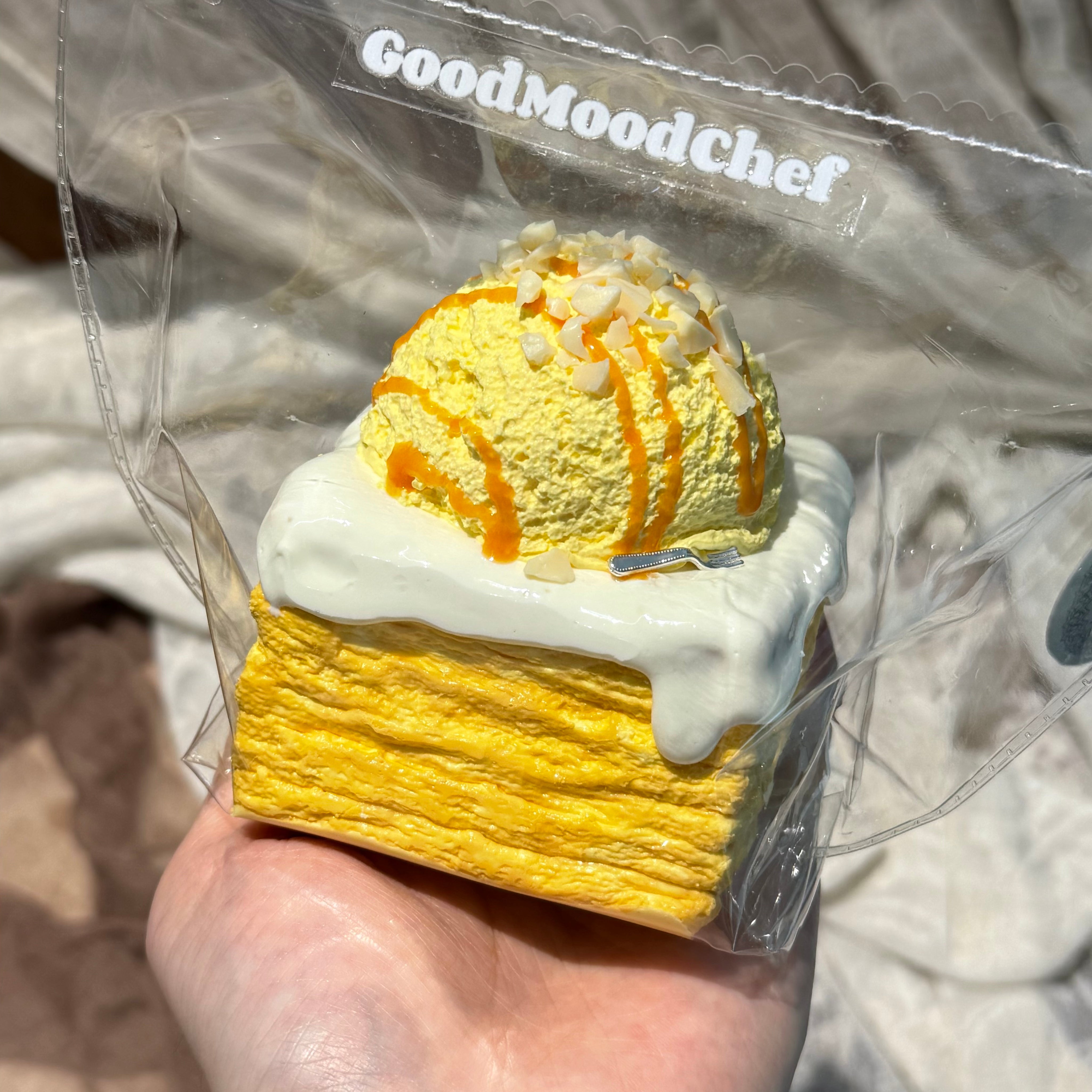 【Peanut Soy Milk Toast】Squishy stress relief toy