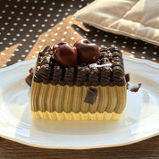 [Cherry and Chocolate Cake (Black Forest Style)] Squishy Stress Relief Toy