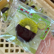 【notsweetpie】Chocolate Kiwi Squishy stress relief toy