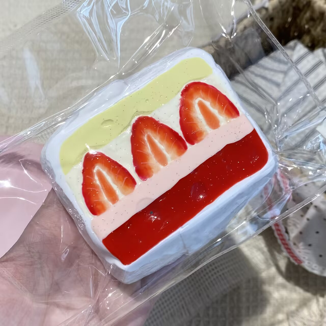 【nosweetpie】Strawberry Sandwich Squishy stress relief toy
