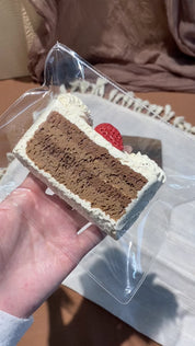 【Sliced Raw Chocolate Cocoa Cake】Squishy stress relief toy