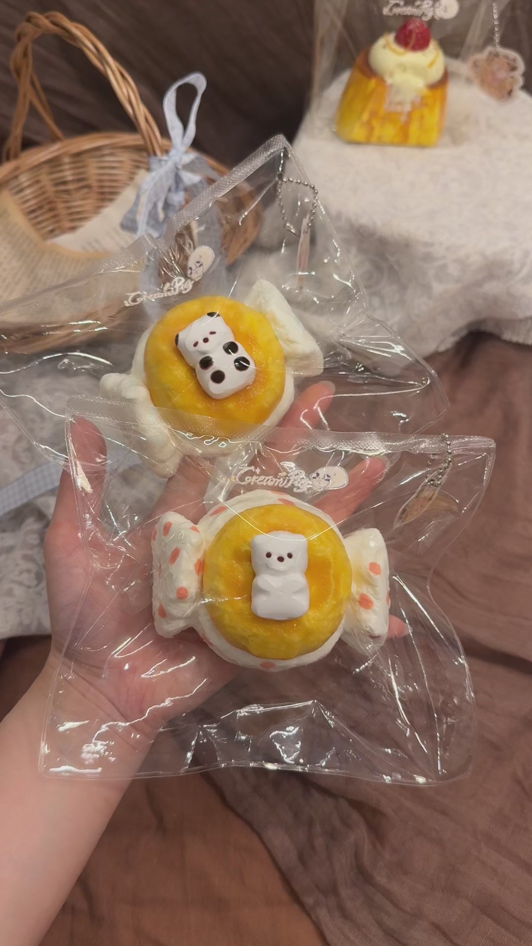 CreamPig Studio【水玉くまクッキー】 Squishy Collectibles