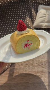 【Spring Strawberry Roll】Squishy Stress Relief Toy