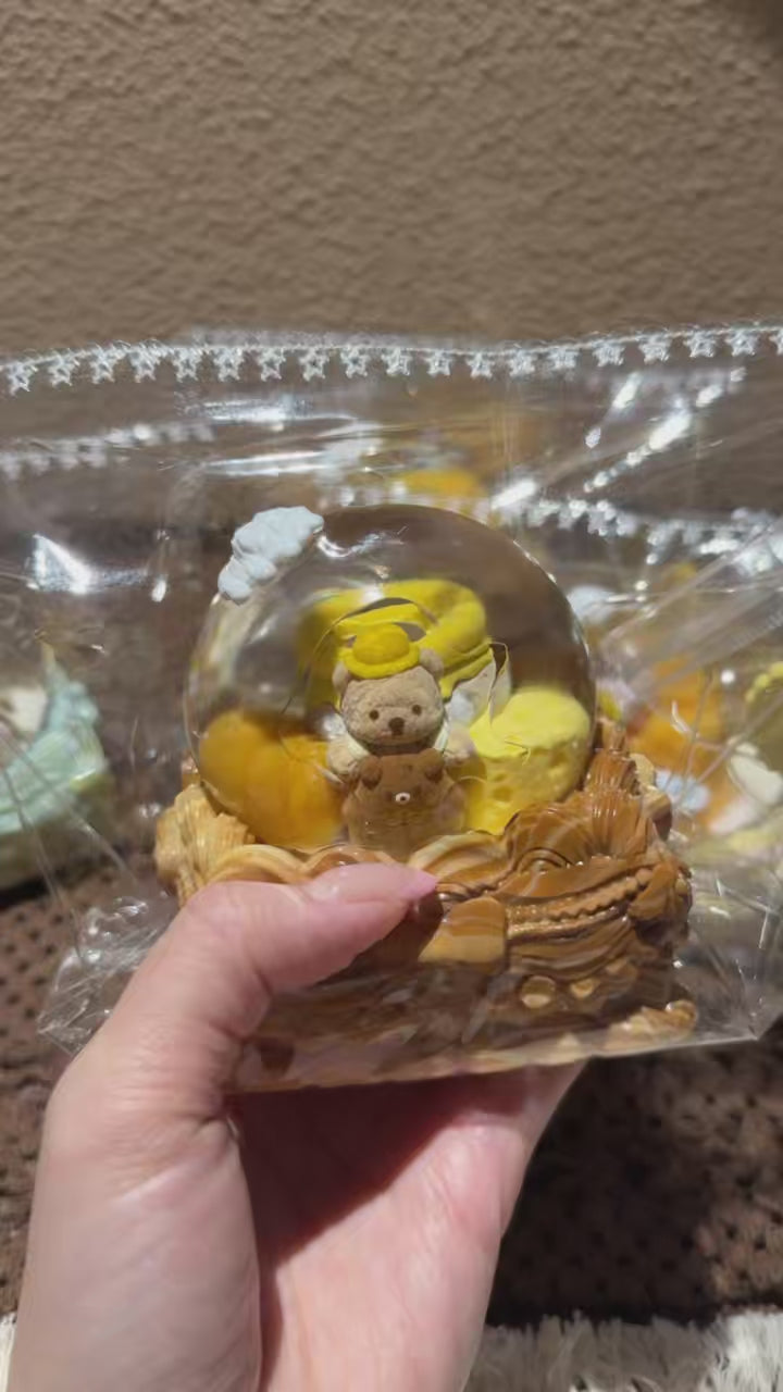 【Honey Pot Bear Crystal Ball】Squishy stress relief toy