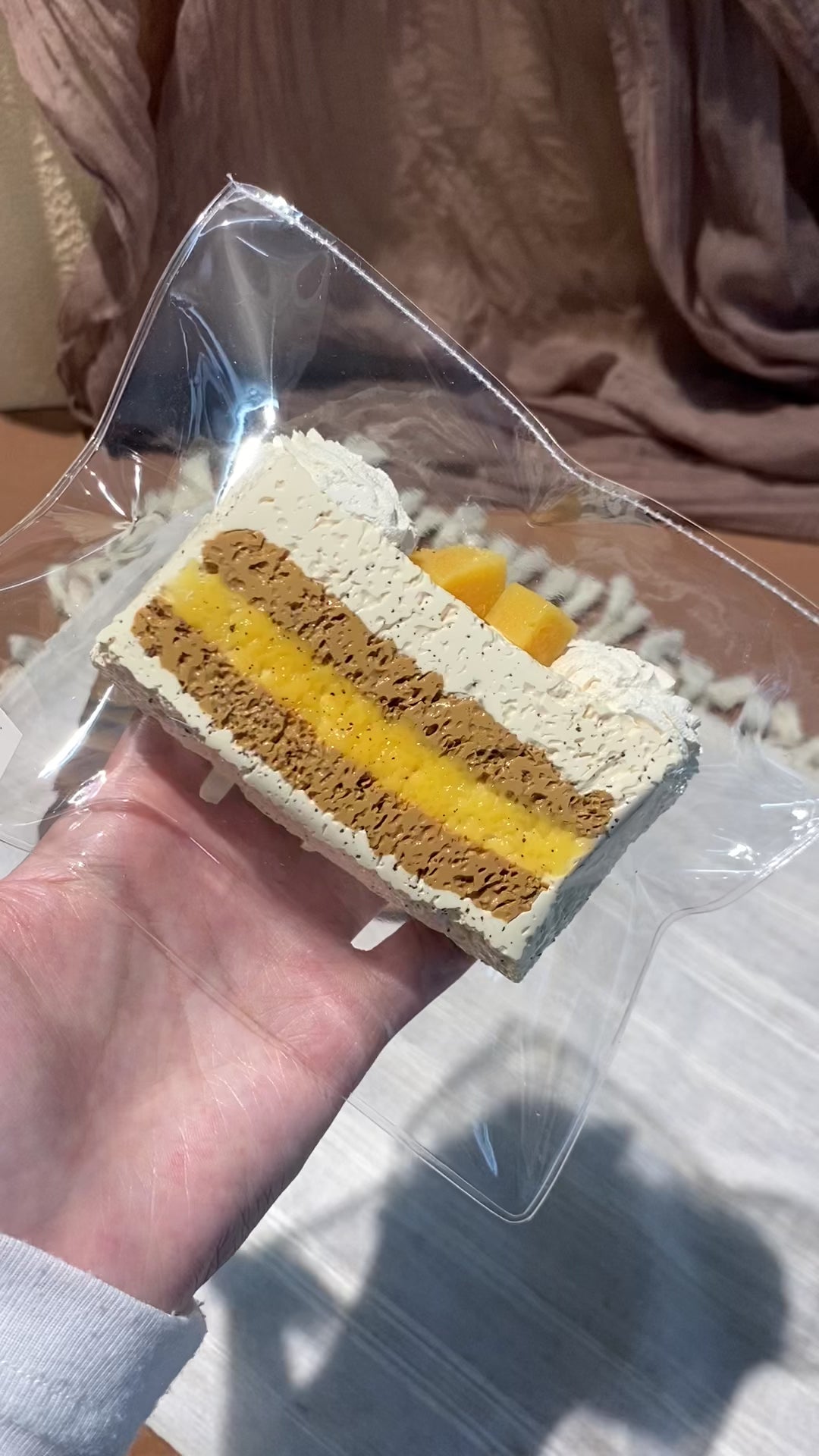 【Earl Grey Orange Cake Slice】Squishy stress relief toy