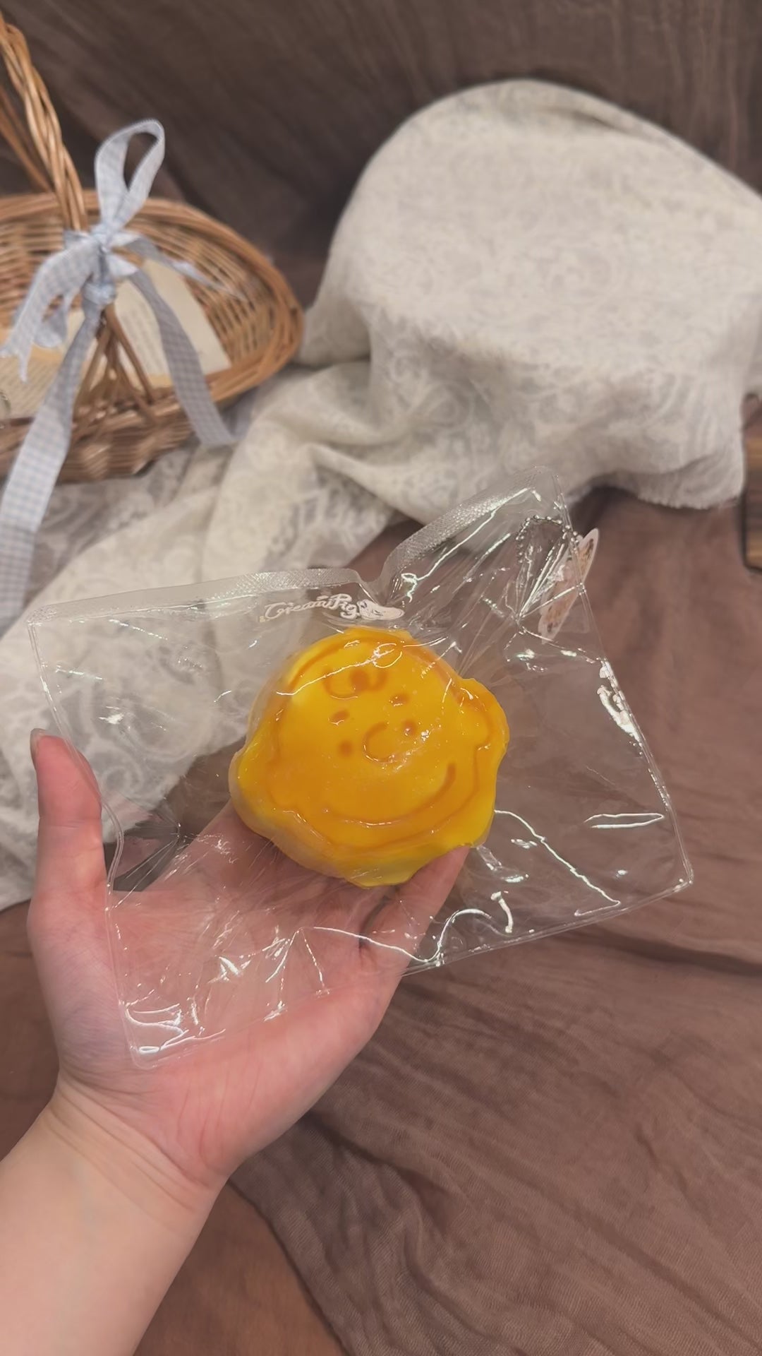 CreamPig Studio【チャーリー焼き餅】 Squishy Collectibles