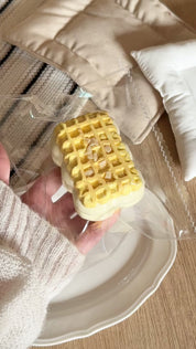【Butter Cream Sandwich Cookie】Squishy Stress Relief Toy