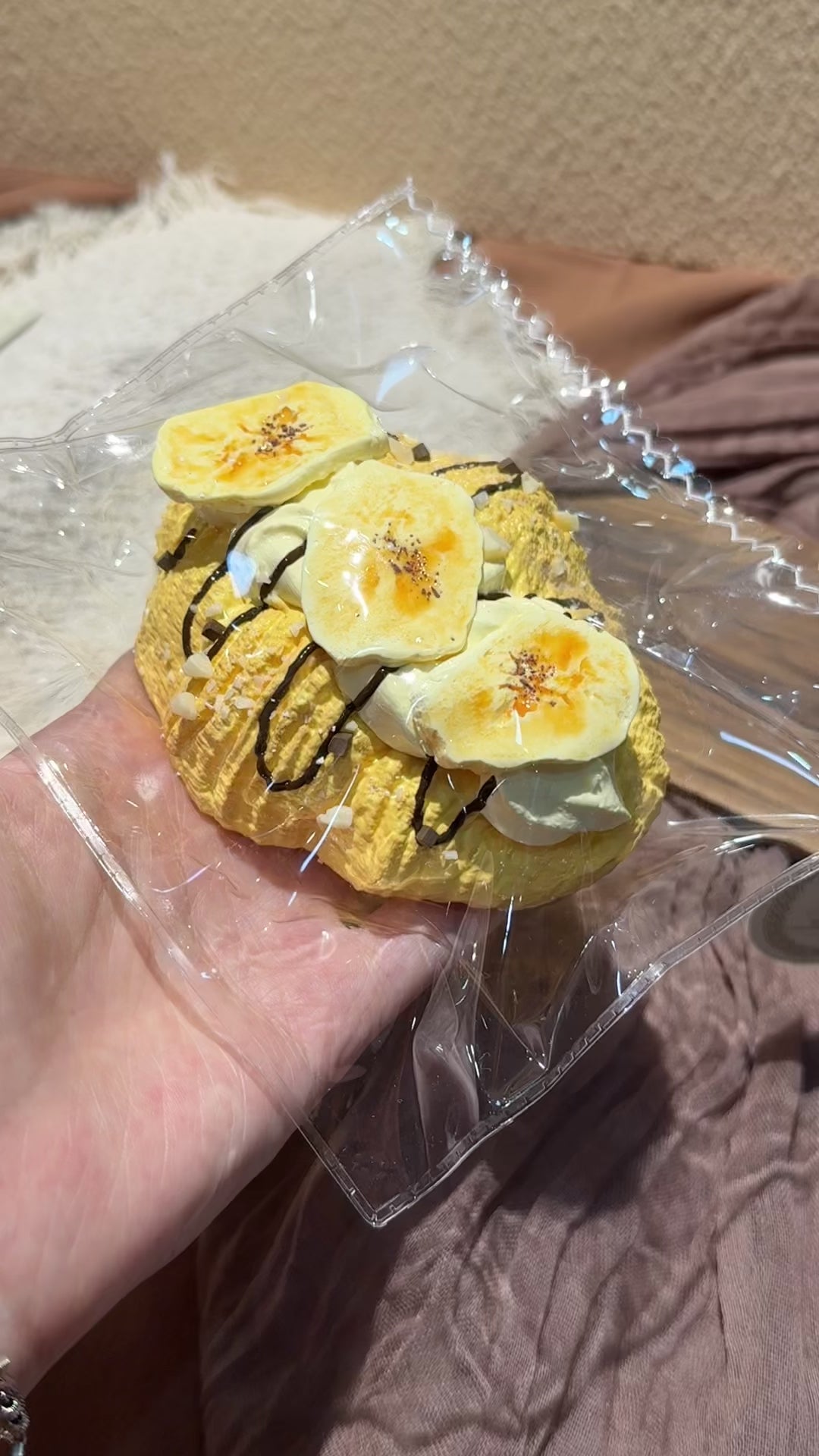 【Banana Chip Croissant】Squishy Stress Relief Toy