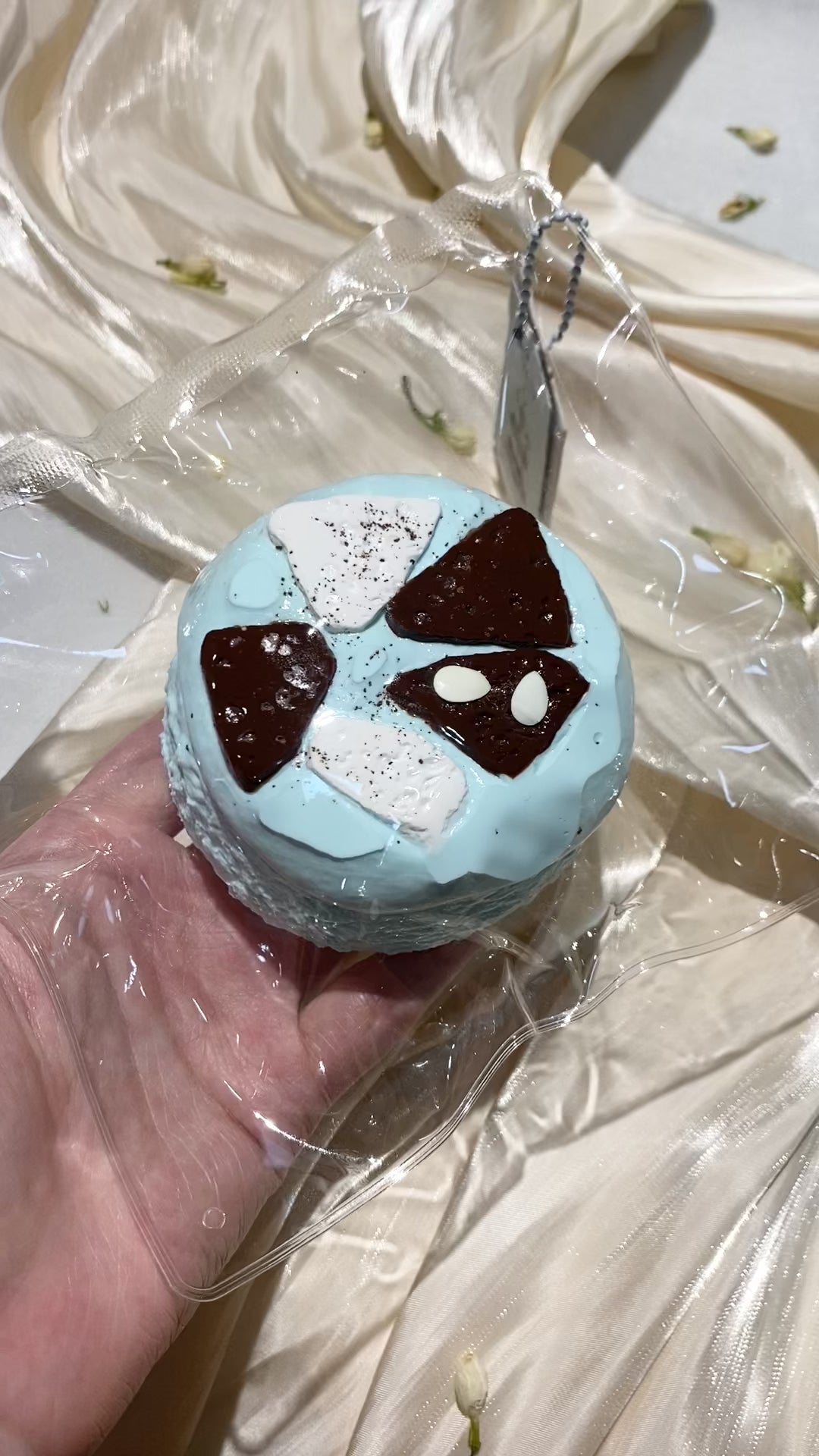 【Yaki Coconut Chocolate Mint Bread】Squishy stress relief toy