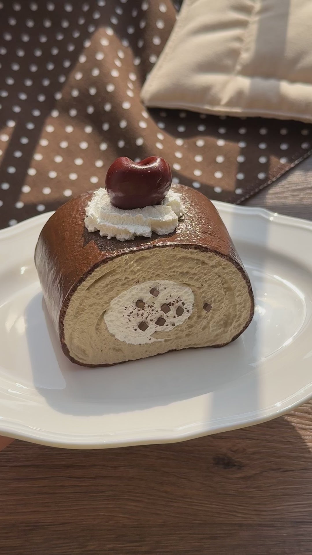 【Crispy Chocolate Cherry Roll】Squishy Stress Relief Toy