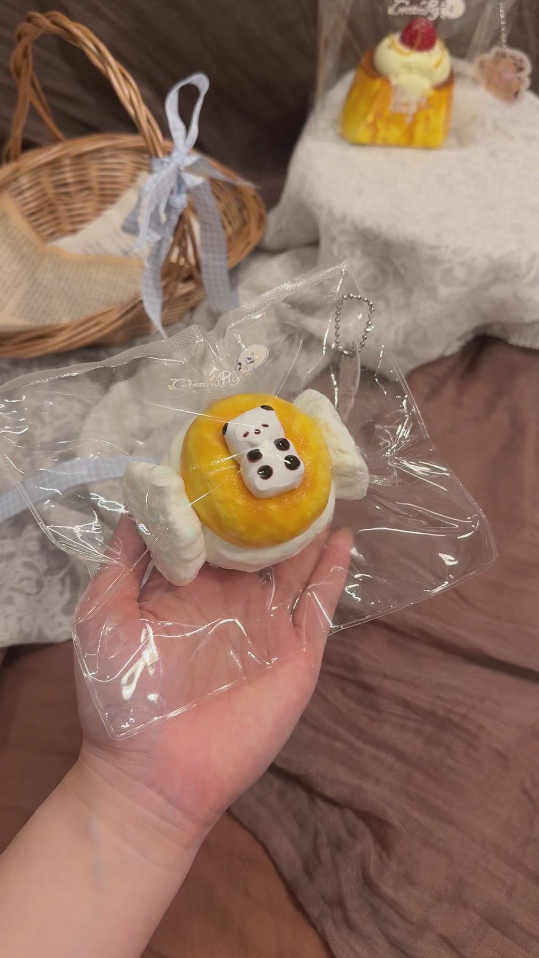 CreamPig Studio【水玉くまクッキー】 Squishy Collectibles