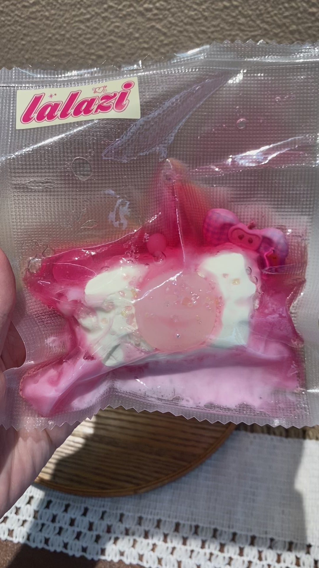 【赤ブドウスライムパン】Squishy stress relief toy