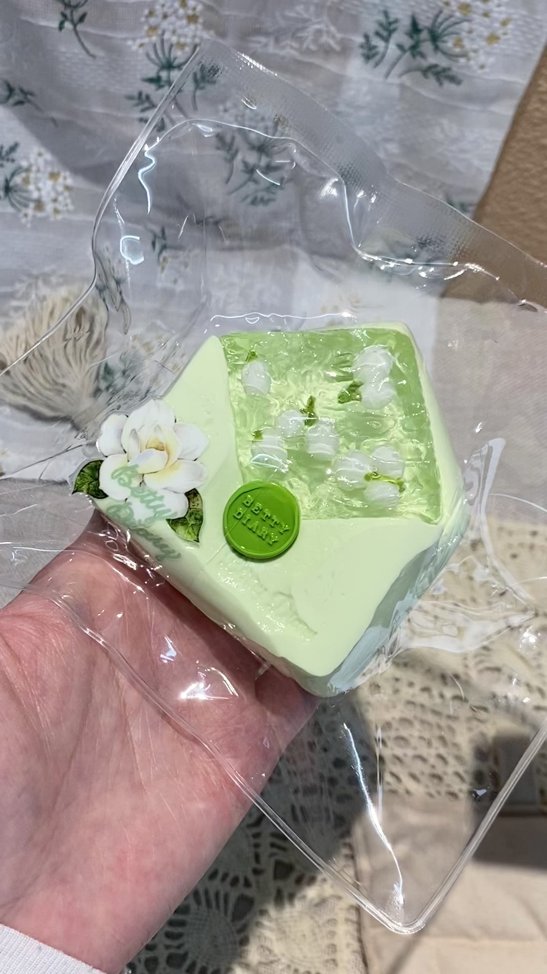 【A Letter of Jasmine】Squishy stress relief toy