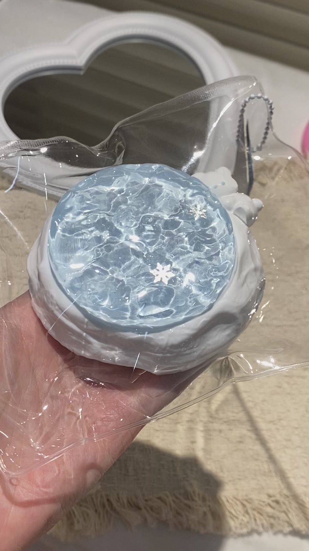 【Glaciers and Bears】Squishy Stress Relief Toy